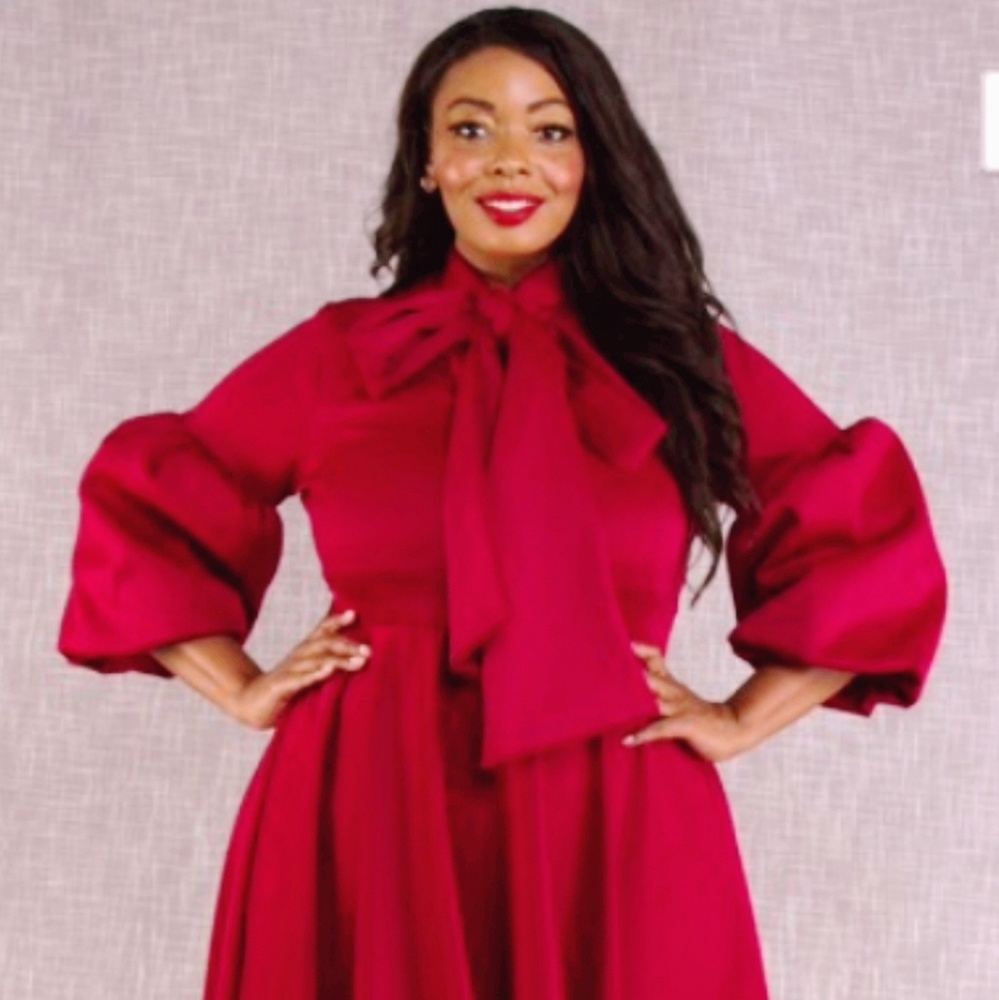 Beautiful Ouum Almost Burgundy maxi Dress